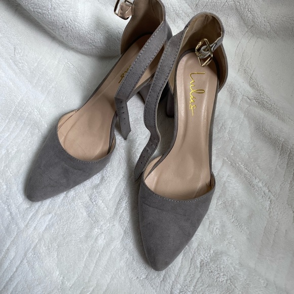 Lulus. Ella Rose Suede Block Heel. 6.5 - Picture 2 of 7
